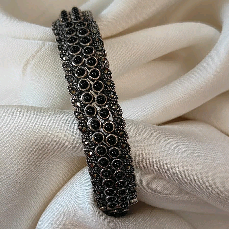 Gia Black Onyx Marcasite Kada